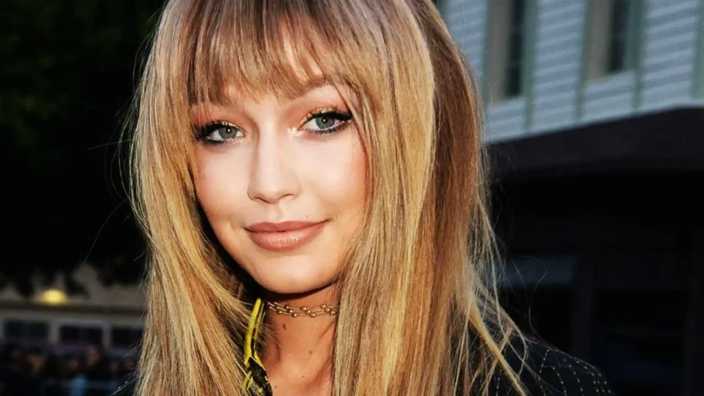 10 Hairstyles That Will Make You Look 10 Years Younger