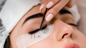 10 Secrets Lash Artists Don't Want To Share
