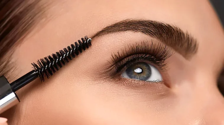 Tips for getting thicker eyebrows naturally