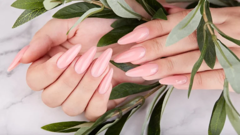 10 GREY NAIL DESIGNS TO TRY IN 2023