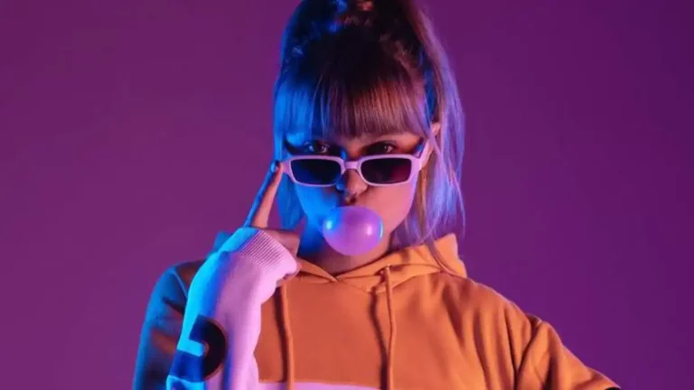 the what to wear to a 90s party