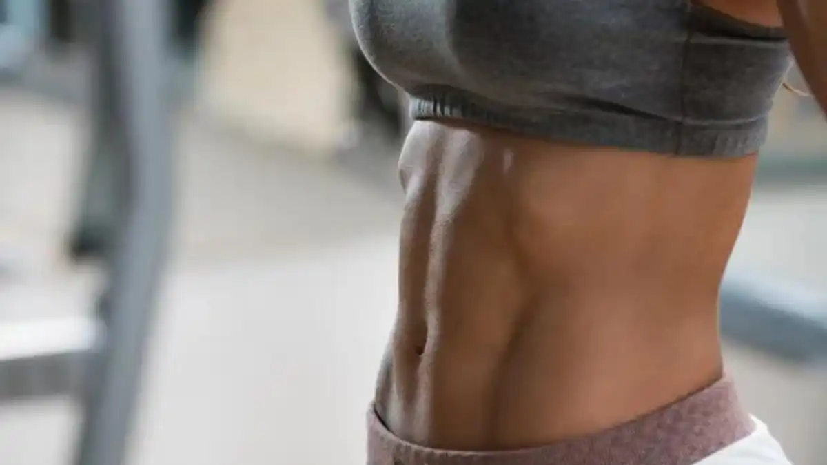 The Ultimate Guide to Achieving a Flat Belly Through Optimal Beverage Choices
