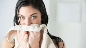 Reasons to Avoid Using a Hand Towel to Dry Your Face
