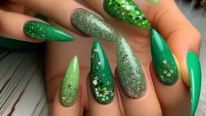 17 Gorgeous Green Nail Designs for St. Patrick’s Day