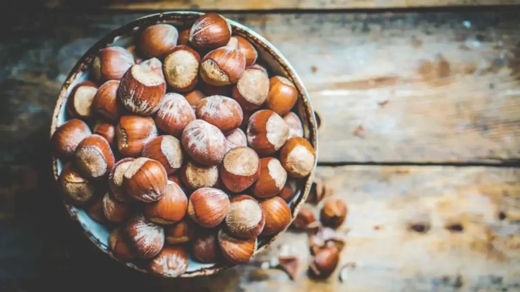 7 Powerful Health Benefits of Hazelnuts You Need to Know