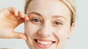 The Best Facial Scrubs to Remove Blackheads