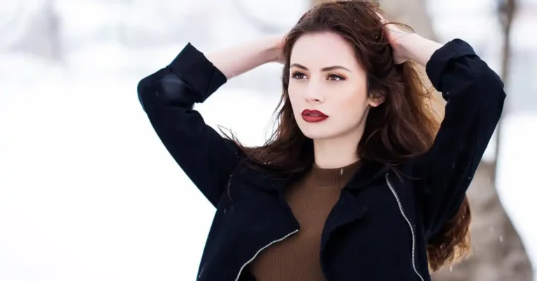 Makeup Tips: 10 Expert Tricks for Flawless Winter Beauty