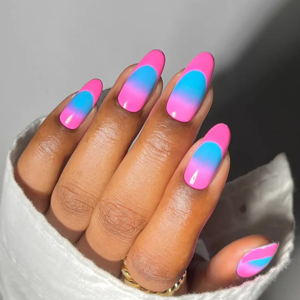 two-tone French manicure