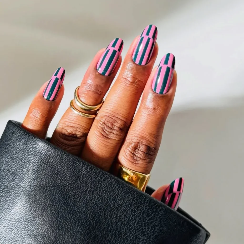 two-tone French manicure